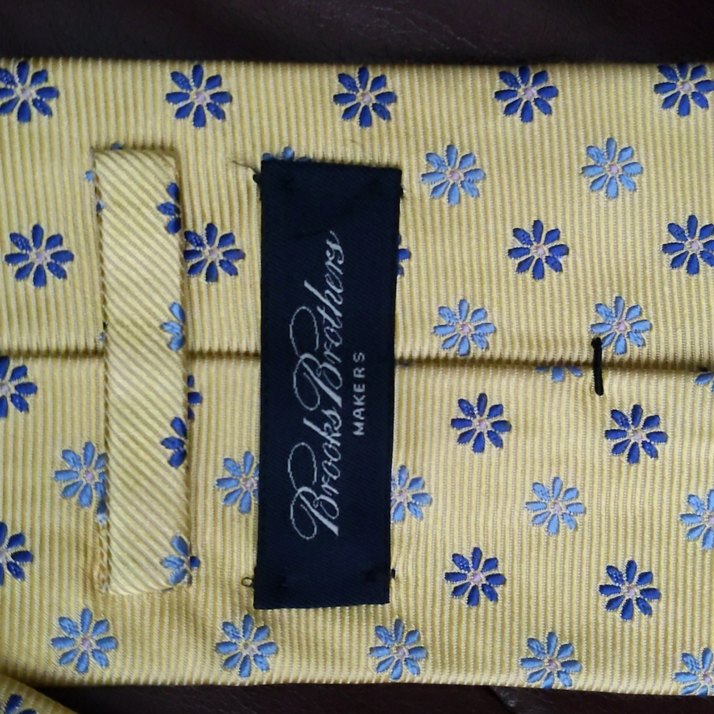 Brooks Brothers neck tie